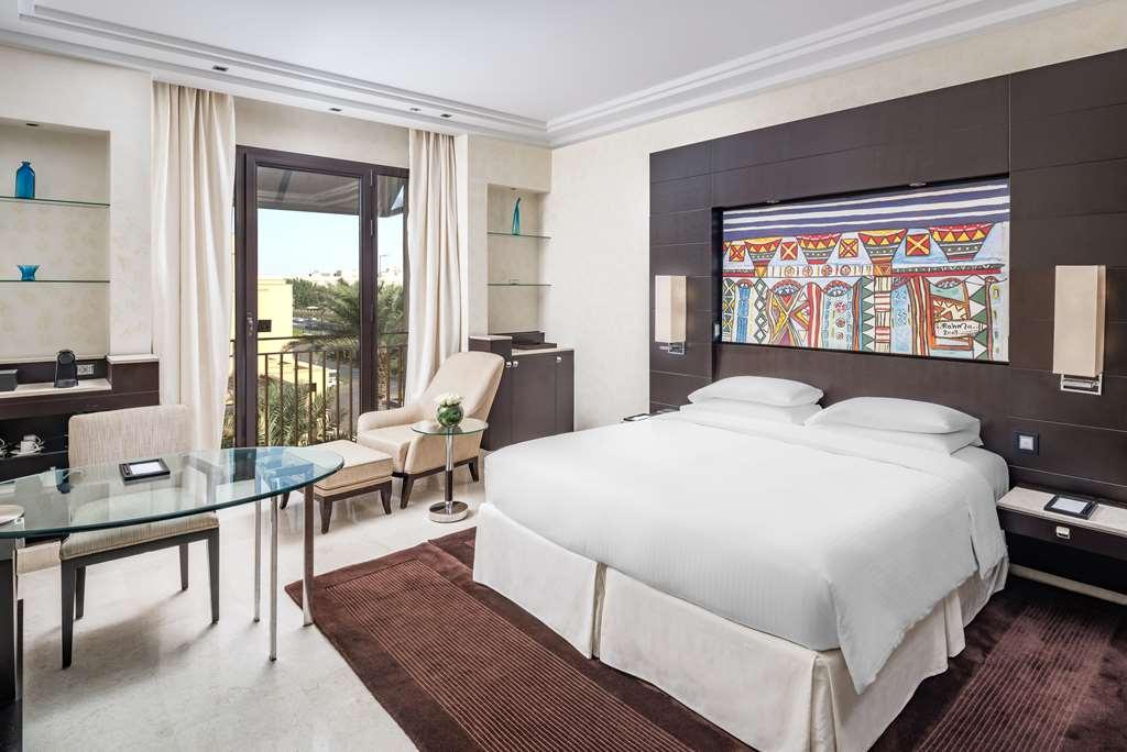 Park Hyatt - Marina, Club And 5*